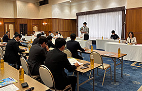 �n�������w�Z���Ƃ̏A�E��������̊J��1